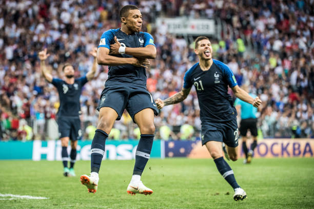 德这样的年 德这样的年