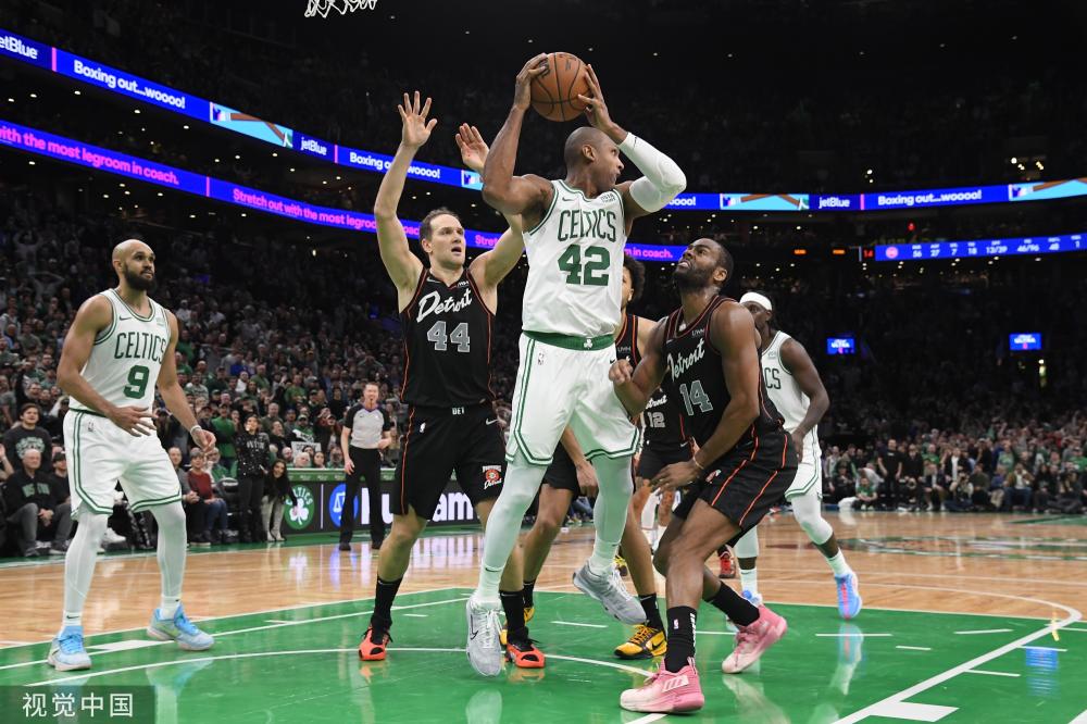 载入史册 载入史册