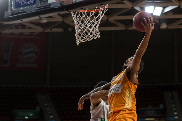 凭借其独特 凭借其独特